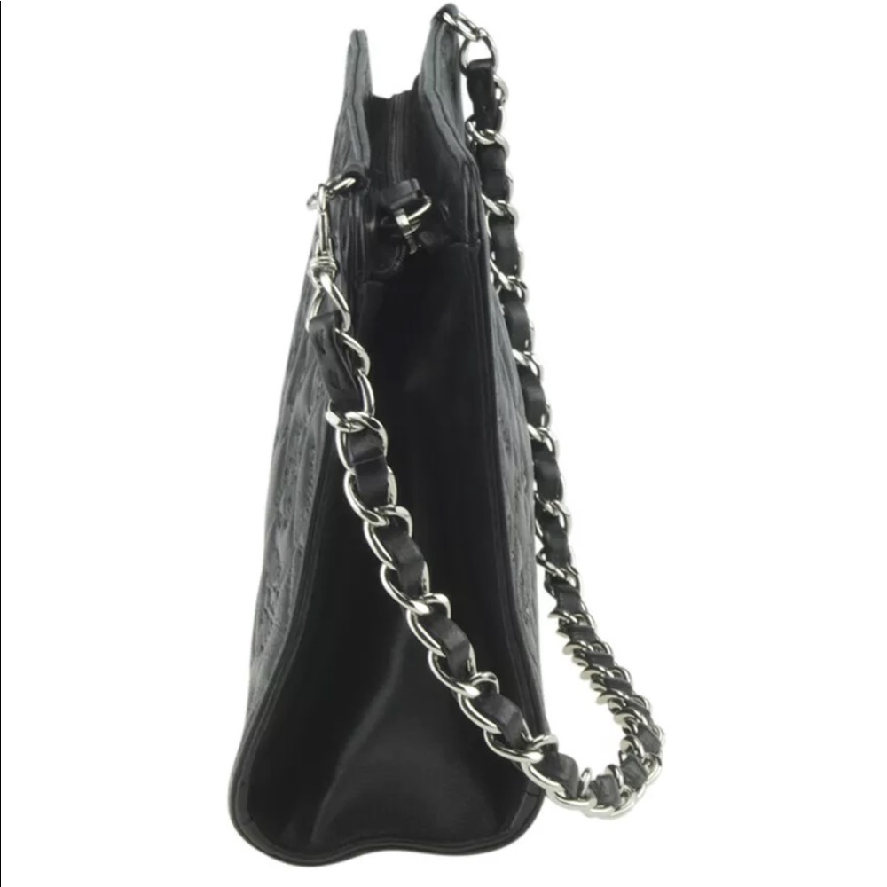Chanel Lucky Charms Quilted Leather Pochette - Picture 2 of 8